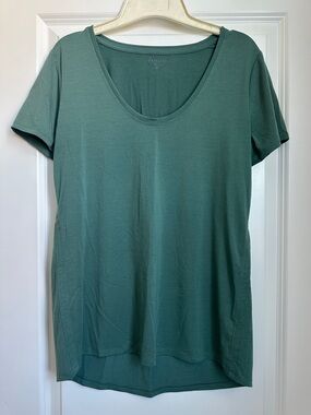 Athleta Scoop Neck Short Sleeve Tee in Teal Green